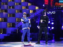 关于多面手段轮番上阵，赛事情报曝光，谁主沉浮的信息